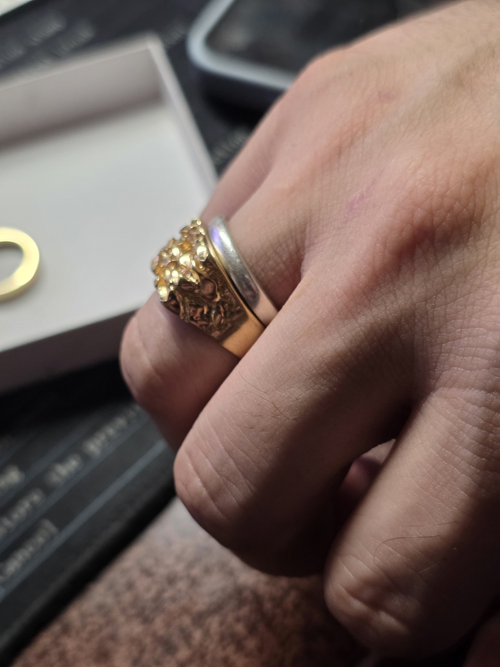 Gold Nugget Signet Ring - Picture 5 of 6